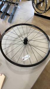 lot 103 image: Bontrager 700c TLR Rear Bicycle Wheel with 135mm Quick Release