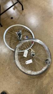 lot 123 image: Set of 24 and 26 Coaster Brake Rear Bicycle Wheels