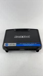 lot 862 image: Park Tool DT-5.2 Disc Brake Mount Facing Set with Case