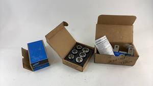 lot 867 image: Park Tool WH-2, TSI-1, and Suspension Top Cap Socket Set