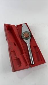 lot 878 image: Snap-On Tools TorqOMeter with Case