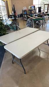 lot 84 image: Pair of Samsonite Folding Tables