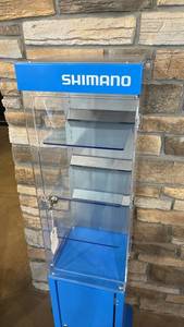lot 88 image: Shimano Lighted Display Cabinet