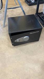 lot 904 image: SentrySafe Electronic Lock Floor Safe