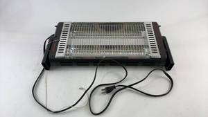 lot 916 image: Marvin Model 3107 Infrared Heater