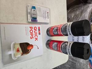 lot 108 image: A lot of two Rest-Oleum Auto Strippers,  one Zoku Quick Pops and aTravelLite SDMMC Reader