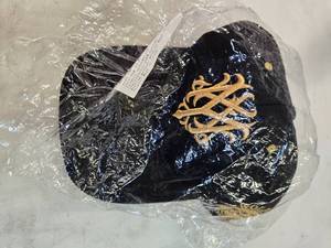 lot 143 image: Wolf baseball Hat (NEW)