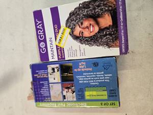 lot 150 image: Electronic Pest Repeller and Go Gray hair Treatment