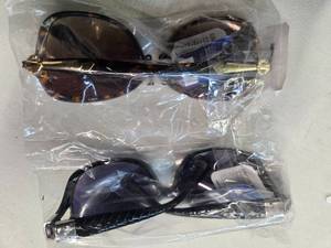 lot 107 image: A lot of two pairs of Solar X glasses  ( New)