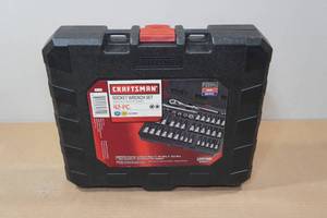 lot 202 image: Craftsman 42-Piece Wrench Set
