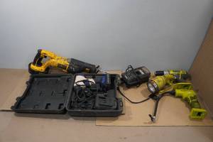 lot 225 image: Assorted Power Tools