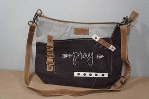 lot 246 image: Sixtease Ladies Purse