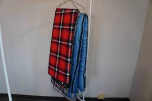 lot 283 image: Assorted Blankets