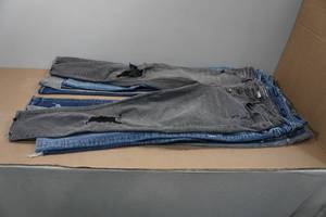 lot 293 image: Assorted Ladies Jeans -Mostly Size 1213