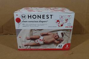 lot 11 image: Honest Size 3 Diapers - 62 Count