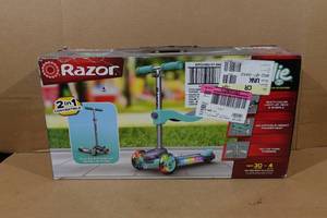 lot 18 image: Razor Rollie 3-Wheel Light-Up Scooter with Optional Seat