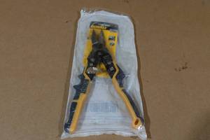 lot 106 image: DeWalt Center Aviation Snips