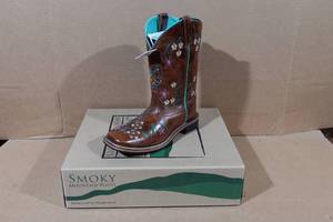 lot 135 image: Smoky Mountain Boots -Youth 5