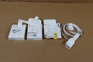 lot 179 image: 4 Apple USB-C to Lightning 1m Charge Cables