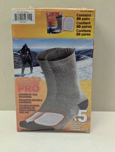 lot 46 image: Adhesive Toe Warmers 5 Hours of Heat 30 Pairs, White