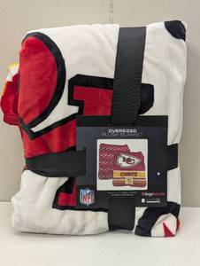 lot 189 image: logo brands Kansas city chiefs Throw Blanket - 60 x 70