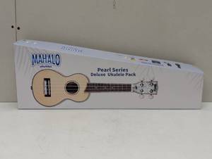 lot 187 image: Mahalo Deluxe Soprano Ukulele w Accessories, Right Handed