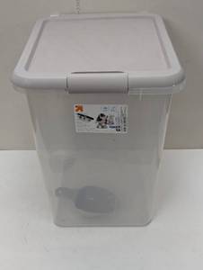 lot 144 image: Pet Food Storage Tub with Built-in Scoop - 35 Lbs