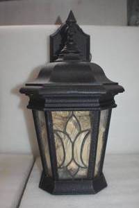 lot 2 image: PROGRESS LIGHTING outdooor light