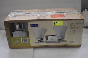 lot 4 image: PROGRESS LIGHTNG  Vanity Light
