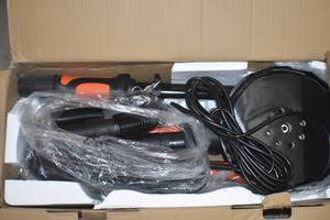 lot 43 image: WEN 6369 Variable Speed 5-Amp Drywall Sander with 15-Foot Hose