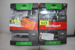 lot 21 image: KWIKSET Door Handle