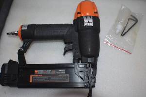 lot 36 image: WEN Brad Nailer