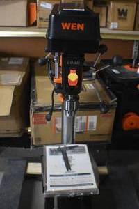 WEN 4214T 5-Amp 12-Inch Variable Speed Cast Iron Benchtop Drill Press with Laser and Work Light