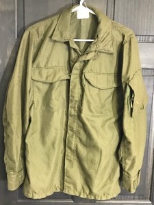 lot 79 image: Vintage Vietnam Era Military  Pilot Zip Up Long Sleeve Shirt Fire Resistant