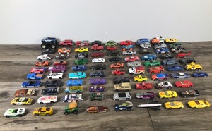 lot 102 image: Lot of 87 Die Cast Cars and More