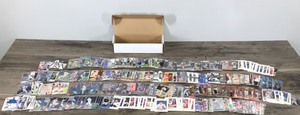 lot 119 image: Large Lot of Baseball Cards
