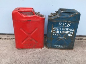 lot 123 image: 2 - Metal Military Jerry Fuel Cans