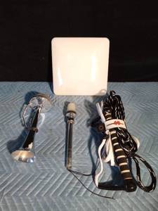 lot 245 image: Boat items - ski rope, ceiling light, Horn, and pole boat light