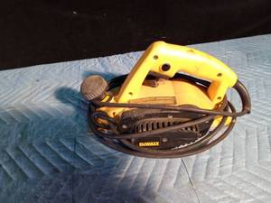 lot 237 image: Dewalt electric planer