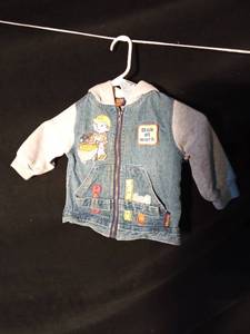 lot 219 image: Childs Bob the Builder jean jacket hoodie