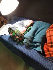 lot 191 image: Lot of blankets
