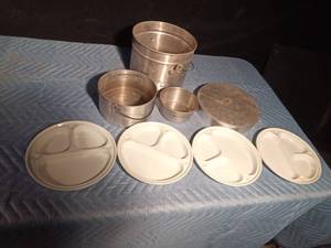 lot 352 image: Camping mess kit