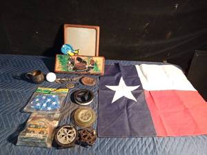 lot 348 image: Collectables - Flare tin, Elvis tin, Fishing reels, Green Bay NFL Packer train, vintage porcelain doorknob and more