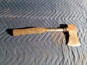 lot 310 image: Hatchet