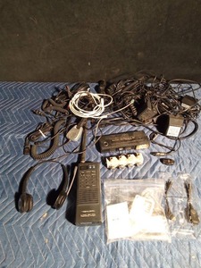 lot 280 image: Box of electronics, scanner, camera and more