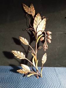 lot 266 image: Metal wall hanging