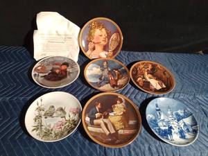 lot 256 image: Knowles 1982 Christmas plate, 4 Knowles Norman Rockwell plates, Kaiser plate and 1984 Berlin plate
