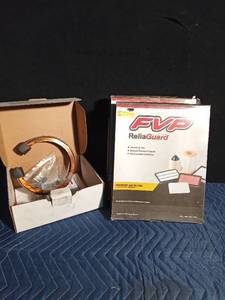 lot 287 image: 2 New P6678 Auto air filters and brake shoe