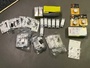 lot 439 image: Outlets - Light Switches - Bi-Fold Door Knobs - Receptacle Covers - All of them are new