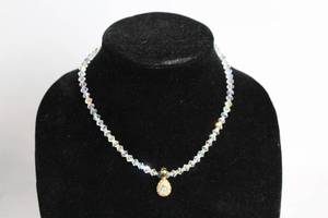 lot 34 image: Crystal Bead Necklace with Gold Tone Teardrop Pendant